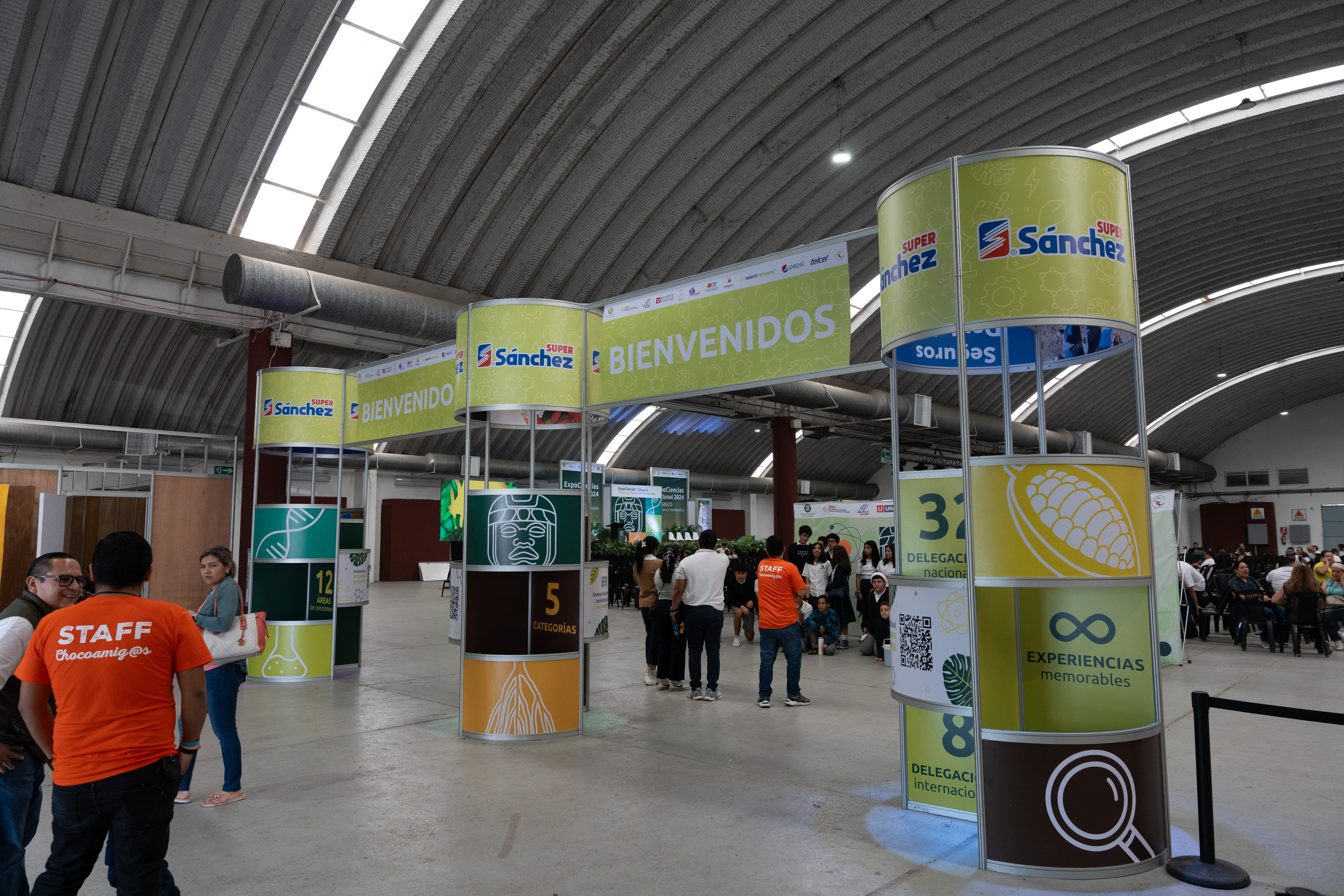 Arco de acceso a ExpoCiencias Nacional Tabasco 2024
