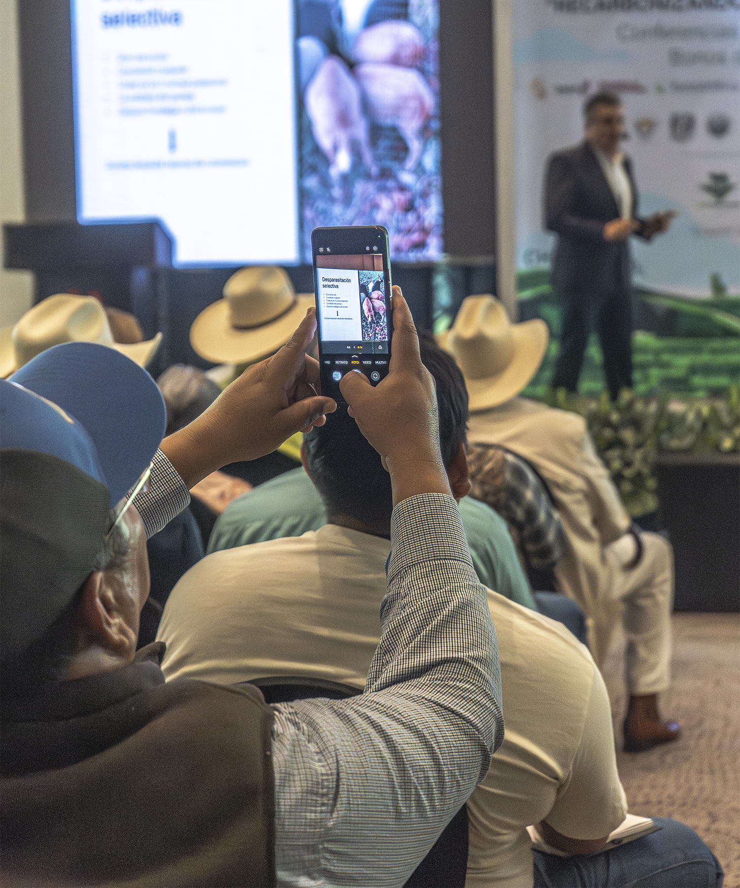 Sede y asistencia en conferencias durante GANARE 2025