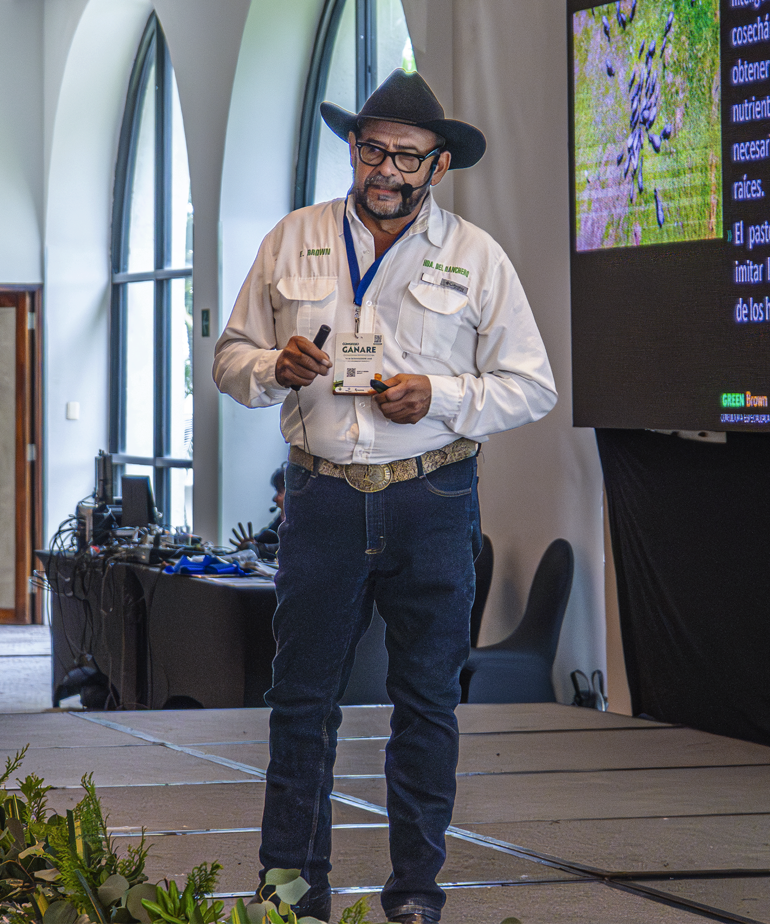 Conferencista durante GANARE 2025