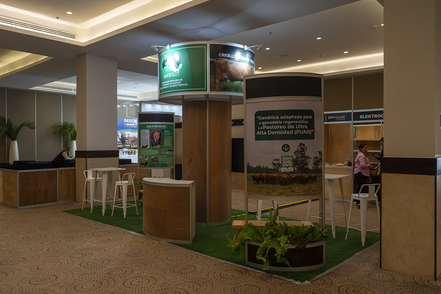 Stands y ambientación de marca en GANARE 2025