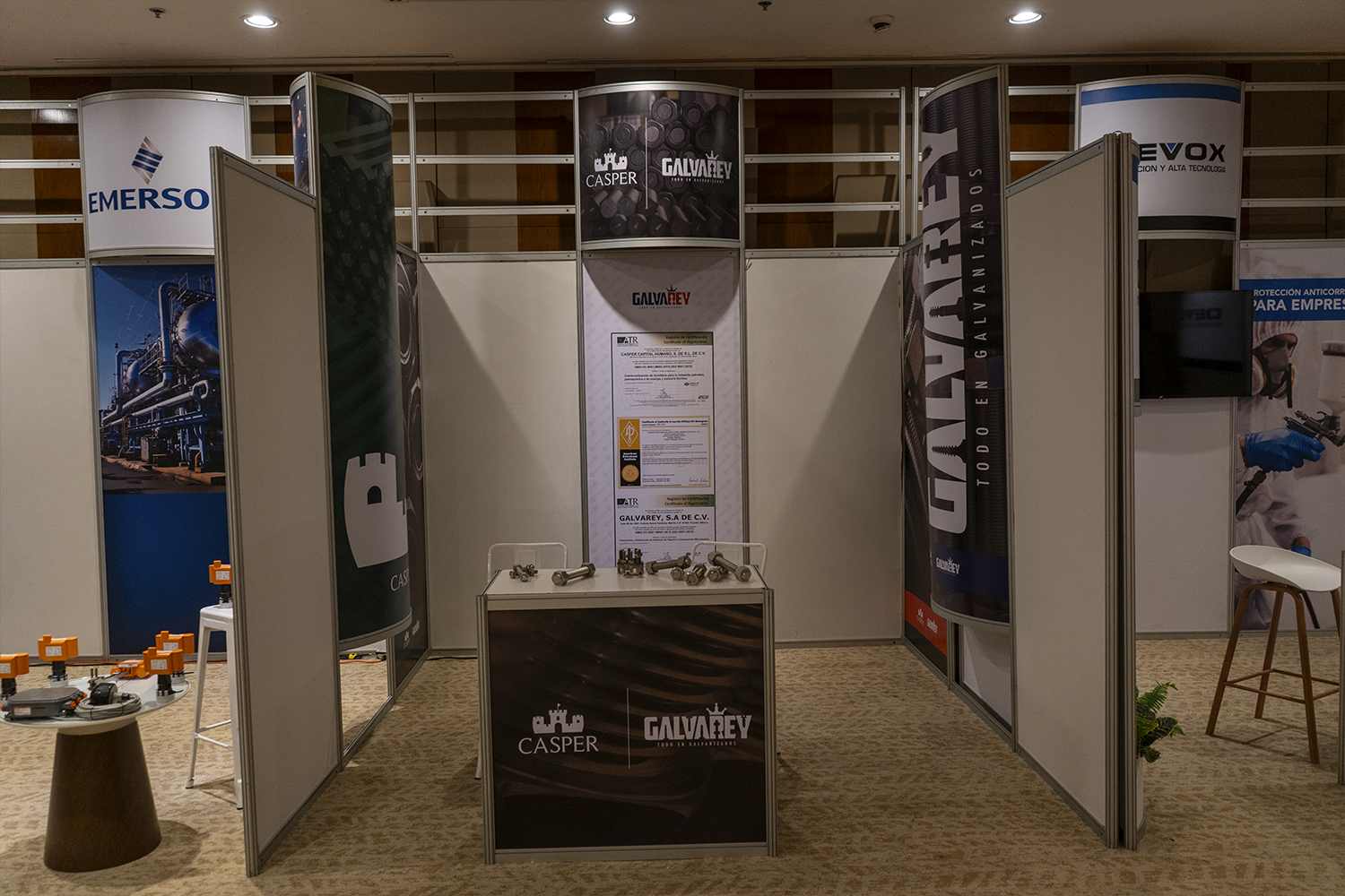 Zona de stands IMCORRS 2023