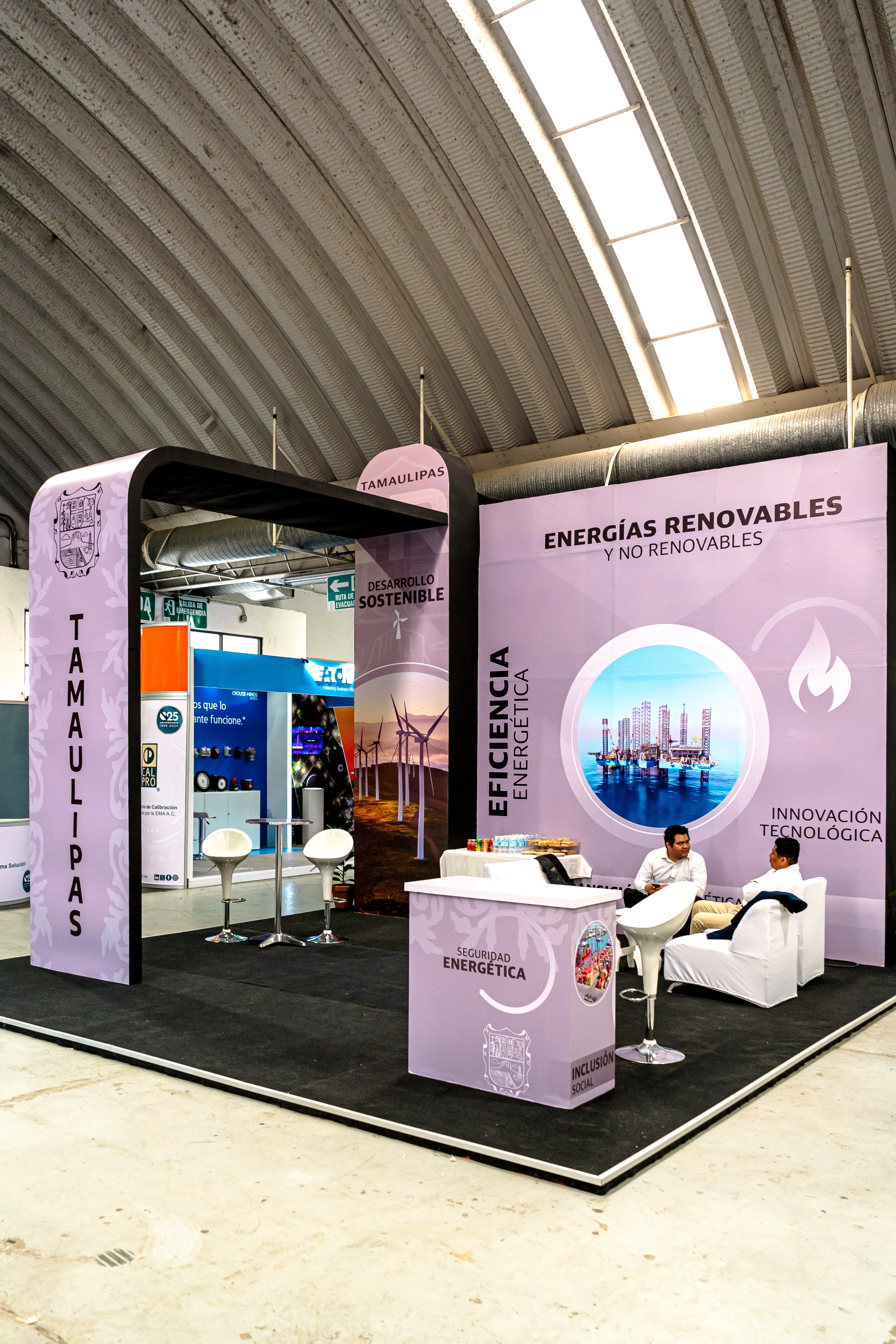 Montaje de stand modular industrial